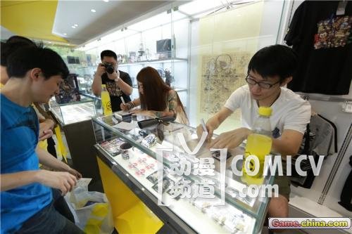 《三国杀》甄姬手办大神签售会北京站成功举办 《三国杀》甄姬手办大神签售会北京站成功举办